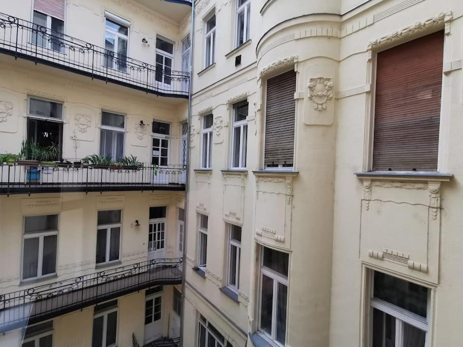 Luxury Apartment Near Astoria With Ac Budapeşte Dış mekan fotoğraf